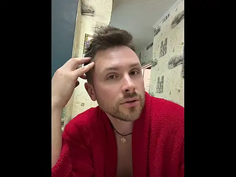 XXX chat uživo modela MartinBrandon