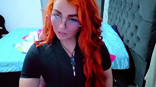 Alexatexa2929 Adlı Modelin Canlı XXX Sohbeti