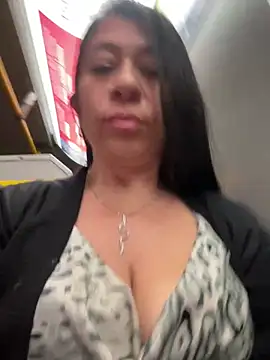Chatroom XXX en direct de Dulce-miamilf