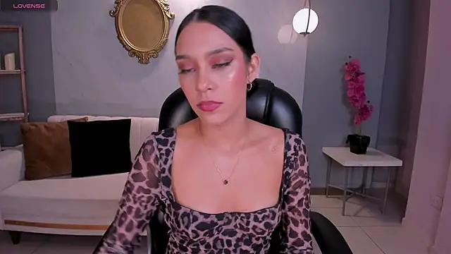 AmaliaCrus' Live XXX Chat