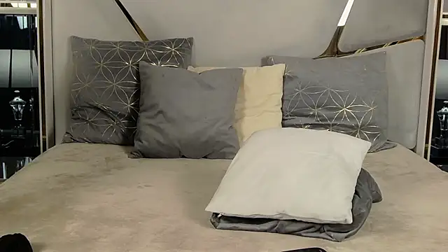 Chat +18 de KenyaCruz ao vivo