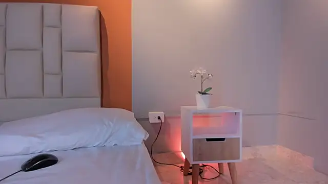 Živý XXX chat Zafiro__Brown
