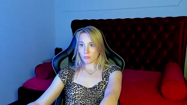 Chatroom XXX en direct de ElaraVoltage