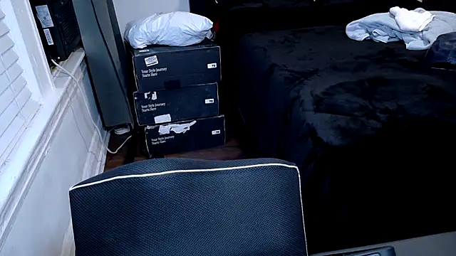 Pokazy przed kamerką – WyattBBC