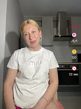 Kittie_Valentine Chat XXX in diretta