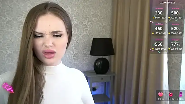 CrystalBlissi's Live XXX Chat