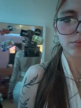 Lina-420 Webcam-Show