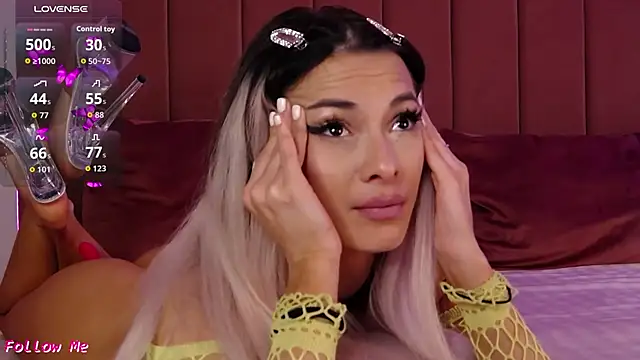 XXX chat uživo modela PinkySparks