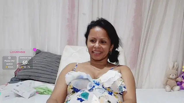 Catherine_mature45n Webbikameraesitys