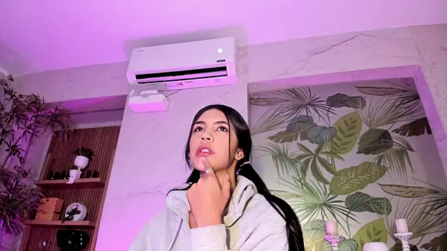 AntonellaRossi 现场XXX聊天