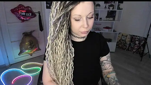 Chat +18 de HoneySallyMoore ao vivo