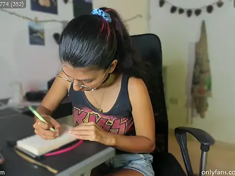 Reoko_'s Live XXX Chat