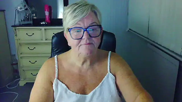 BridgetBlueEyes Pertunjukan Webcam