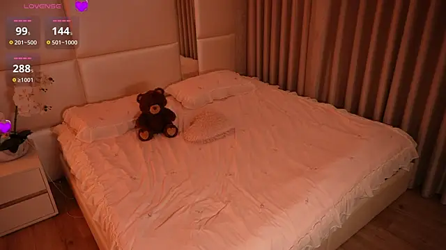 Živý XXX chat Lilly_Colins