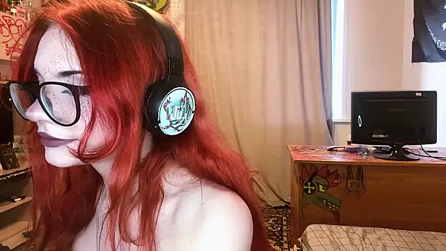 RedHeadCat's Live XXX Chat