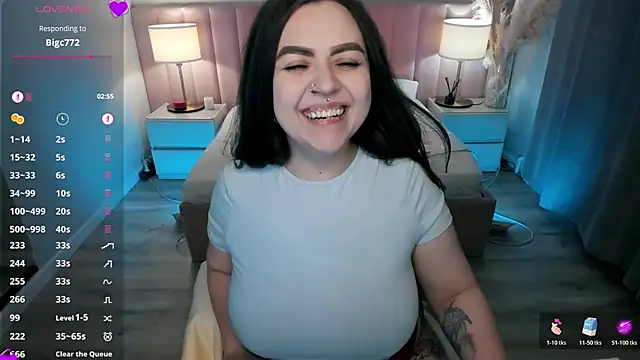 Chat +18 de ashton_heidii ao vivo