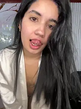 Czat XXX na żywo – Lucy_engel
