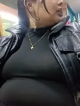 Chat +18 de Emily_Rouse23 ao vivo