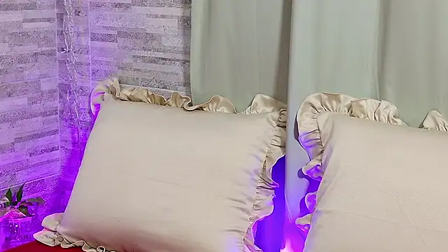 xbigpeach live XXX chat