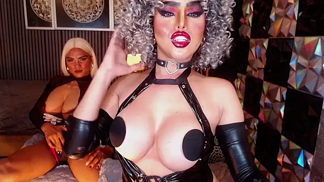 BigCockLatinaTS Pertunjukan Webcam