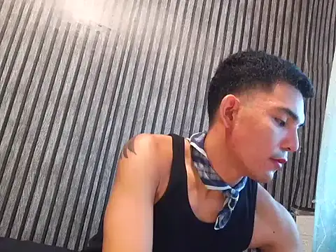 DivesOmnibus webcam show