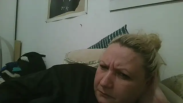 Bakala93Du34000's Webcam Show