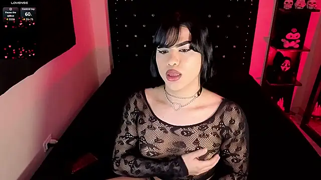 DarkAndTenderGirl's Live XXX Chat