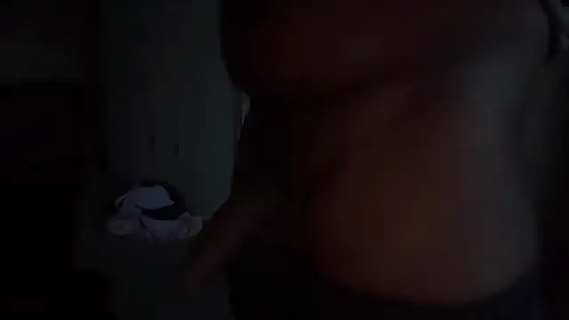 re0stless webcam show