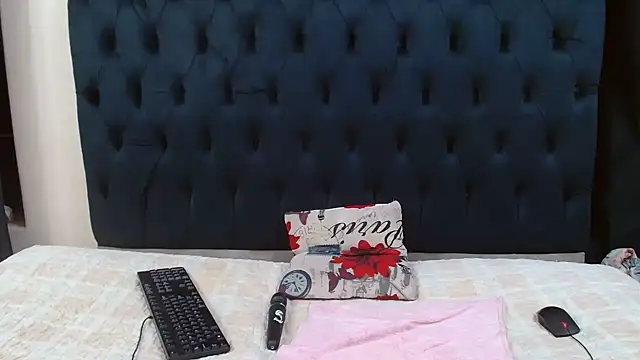 Mathandose's Live XXX Chat