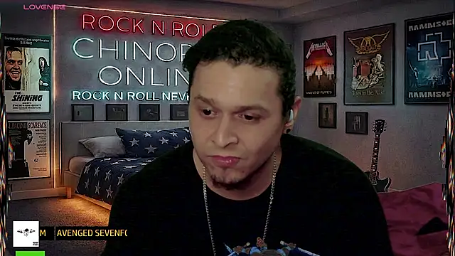 chino_roz webkamerás műsora