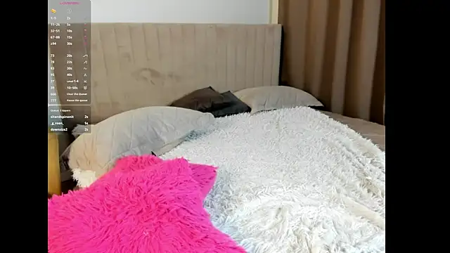 ErinnPieloch's Live XXX Chat