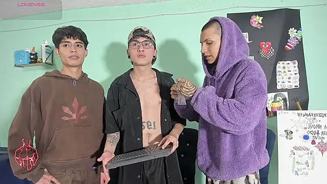 TYLERhHOT2005 现场XXX聊天