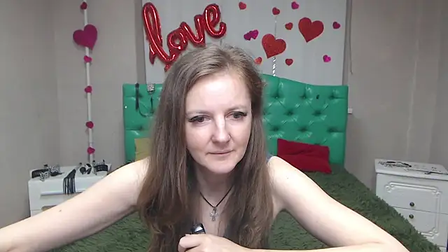 XXX chat uživo modela MeganPirs