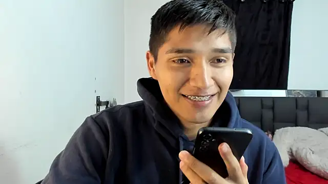 mateo-Esposito লাইভ XXX চ্যাট