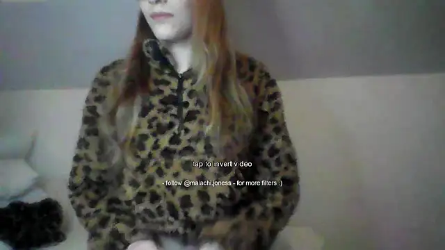 Webkamerová show femboykittyxo