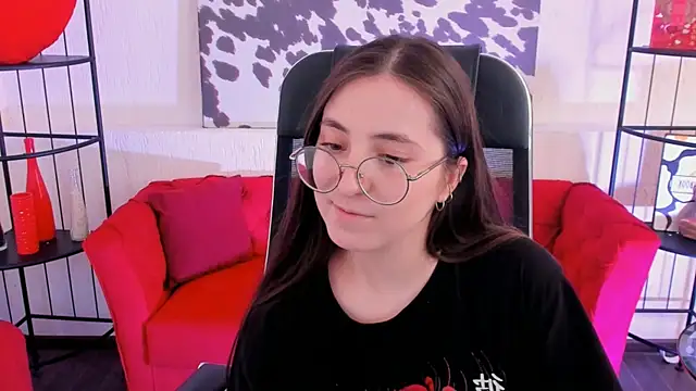 VirtuallVoyant Live XXX Chat