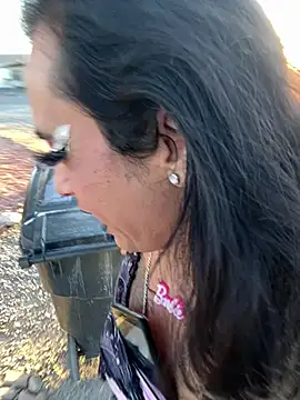Онлайн чат XXX TranSexualJade95