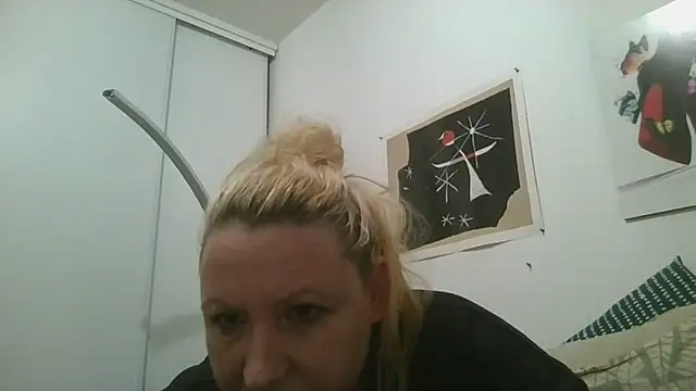 Bakala93Du34000 Pertunjukan Webcam