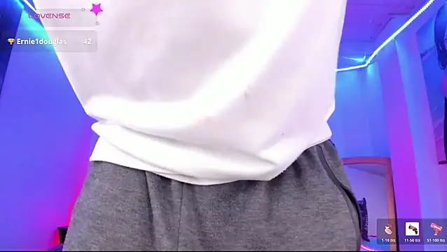 Ethan_Boyyn Webbikameraesitys