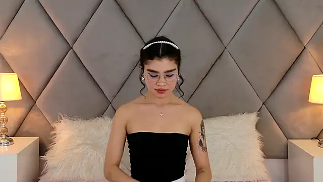 OliviaDiaz élő XXX-chatje