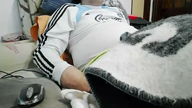 messi_syssy Show in webcam