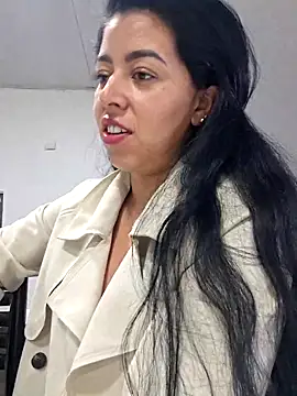 Luianna Chat XXX in diretta