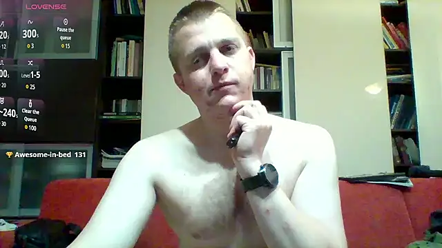 XXX chat uživo modela Matttthees