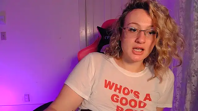 switchykitty Chat XXX live