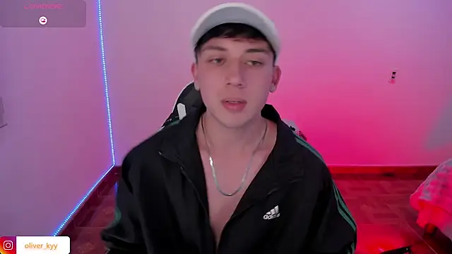OLIVER_K Show Webcam