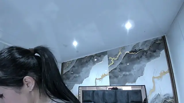 SusanVilla Adlı Modelin Canlı XXX Sohbeti