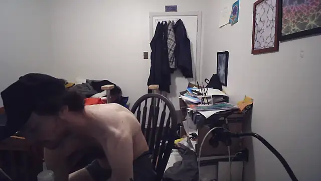 JohnnyMoves webkamerás műsora