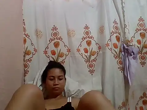 sweet_celine16's Webcam Show
