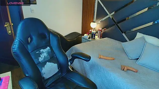 Kittie_Vixen Pertunjukan Webcam