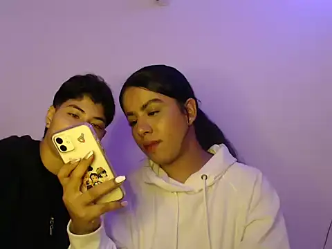 Chat +18 de Zarah_vs ao vivo
